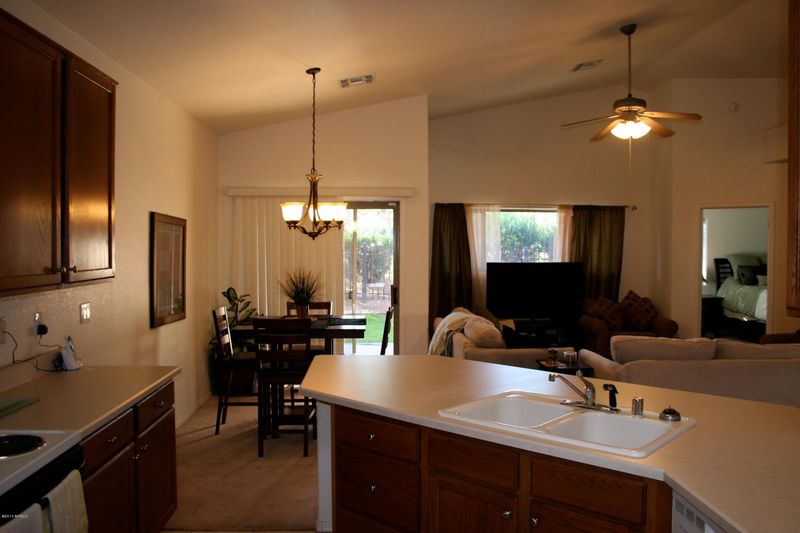 3213 E Fremont Rd, Phoenix, AZ 85042