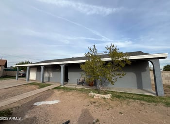 3213 49th Ln, Phoenix, AZ 85031