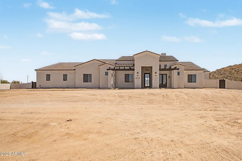 3213 W Lind Rd, Queen Creek, AZ 85142