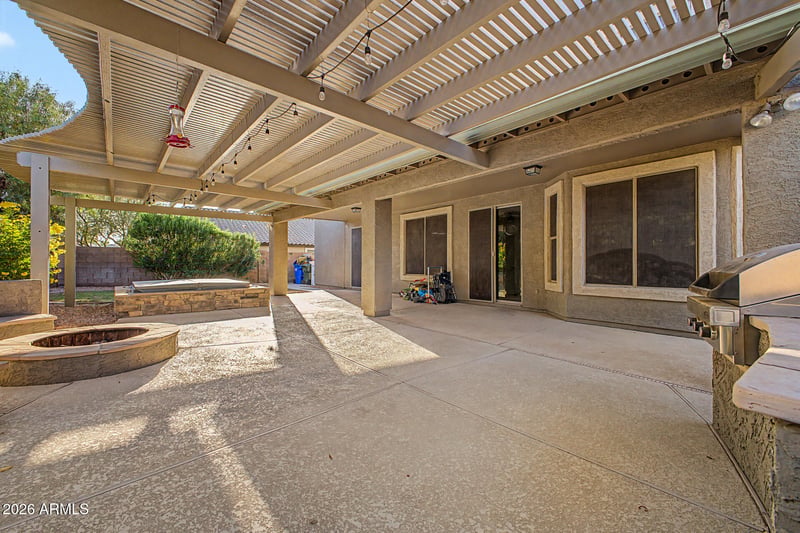 3213 W Pleasant Ln, Phoenix, AZ 85041