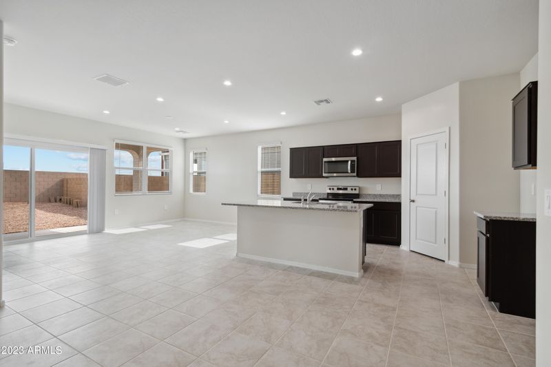 3213 W Sable Ave, Apache Junction, AZ 85120