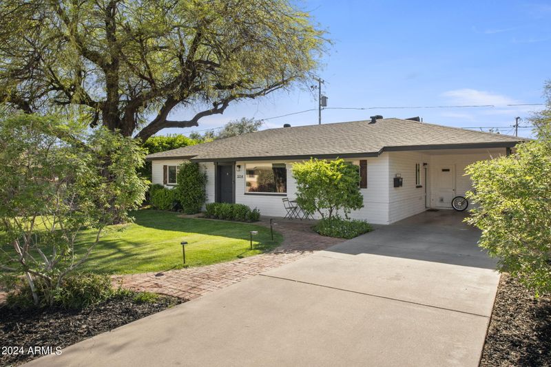 3214 N 20th Pl, Phoenix, AZ 85016