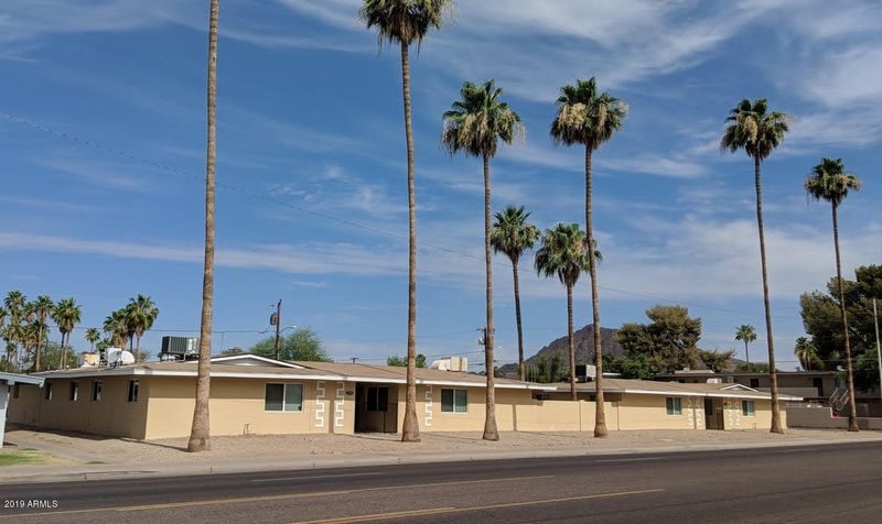 3214 N 68th St, Scottsdale, AZ 85251