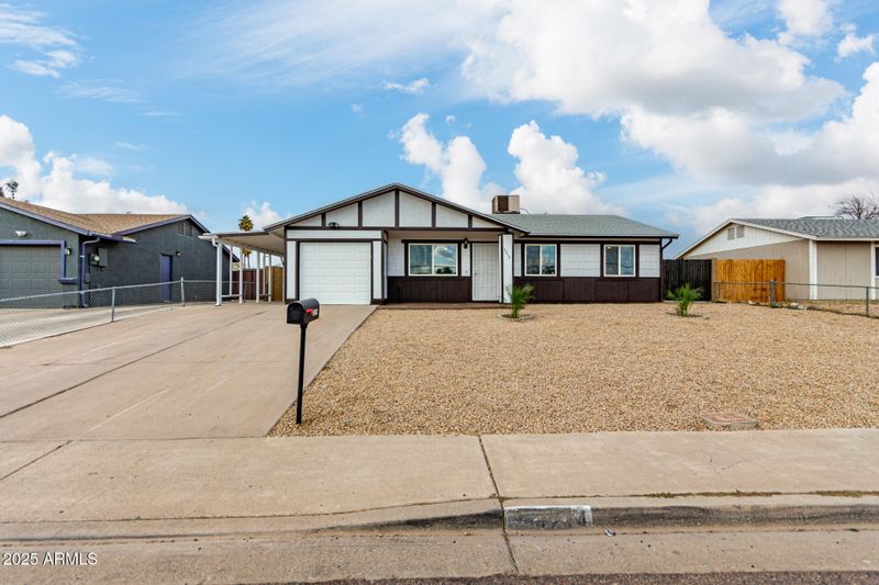 3214 W Grovers Ave, Phoenix, AZ 85053