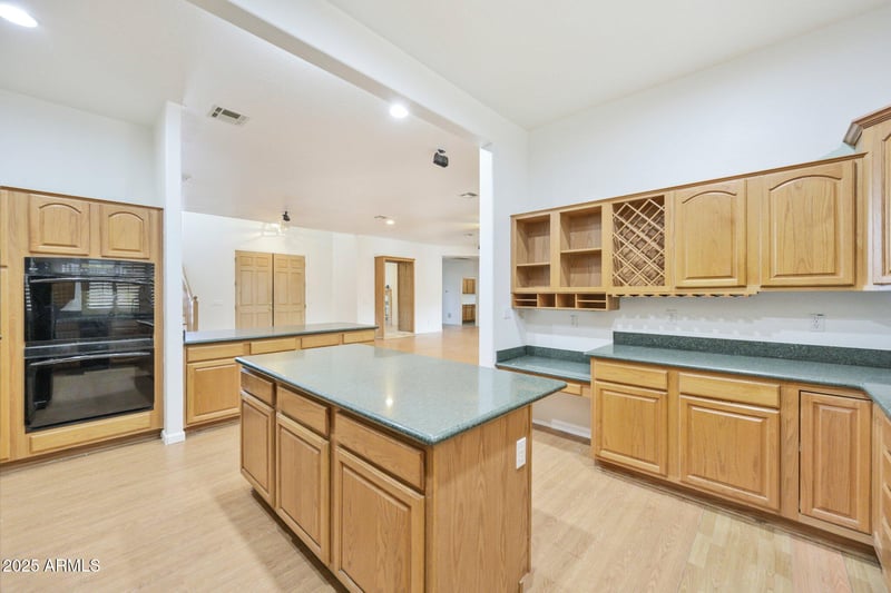 3215 83rd St, Mesa, AZ 85207