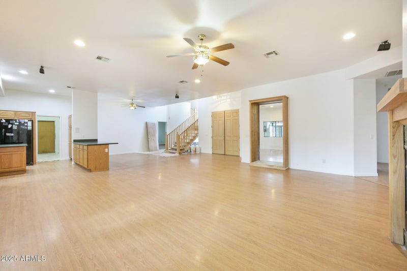 3215 83rd St, Mesa, AZ 85207