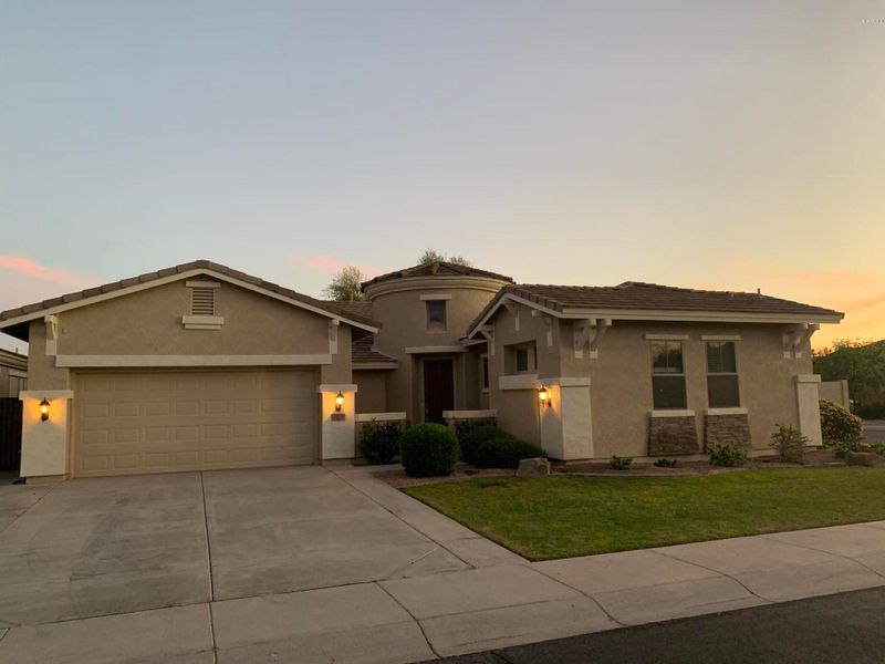 3215 E Cardinal Ct, Chandler, AZ 85286