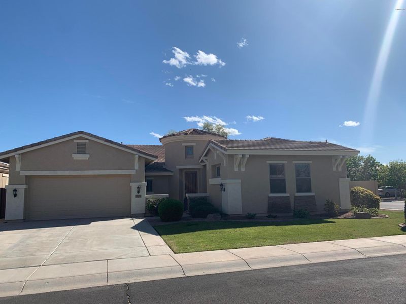 3215 E Cardinal Ct, Chandler, AZ 85286