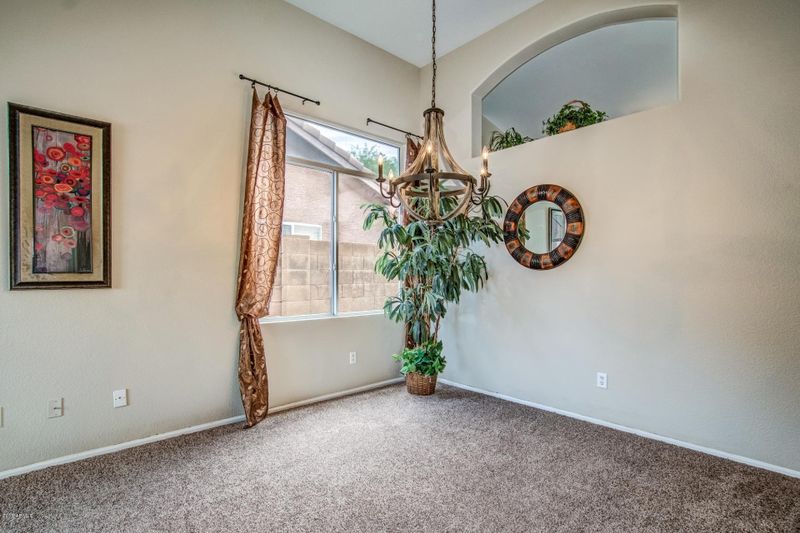 3215 E Sequoia Dr, Phoenix, AZ 85050