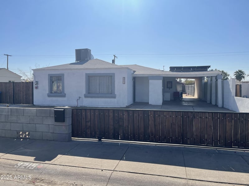 3215 Garfield St, Phoenix, AZ 85009