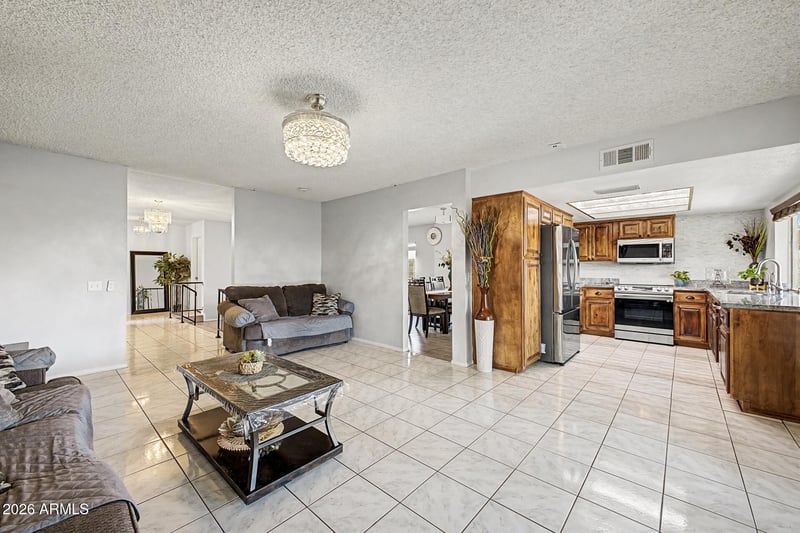 3215 W Paradise Ln, Phoenix, AZ 85053