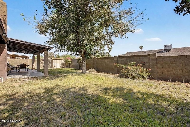 3215 W Paradise Ln, Phoenix, AZ 85053