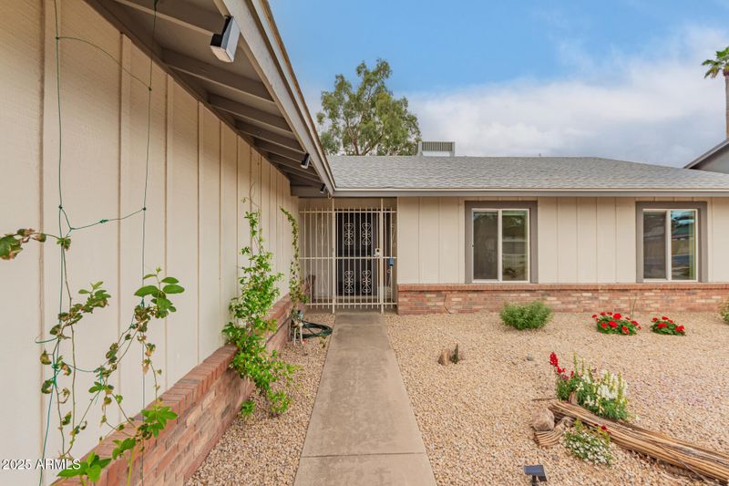 3215 W Phelps Rd, Phoenix, AZ 85053