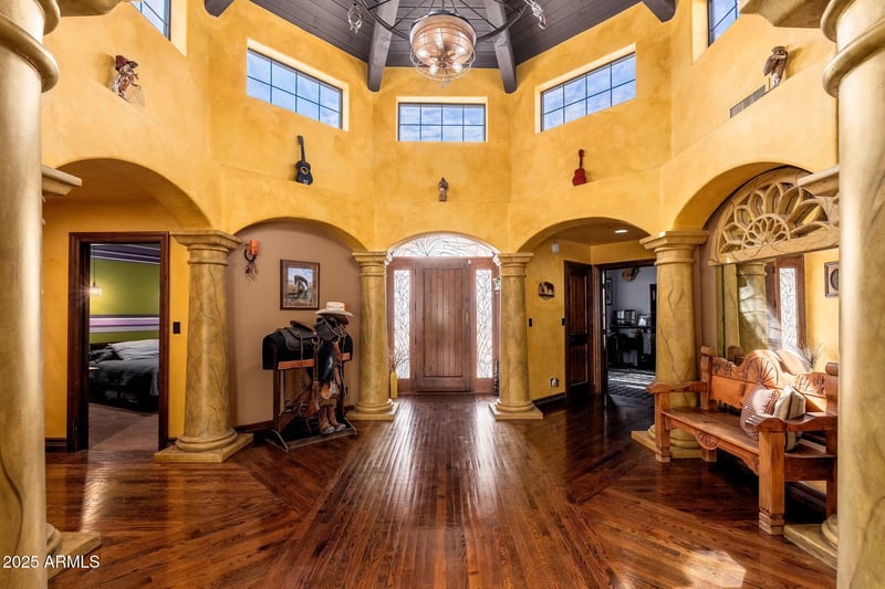 3216 Elmwood St, Mesa, AZ 85213