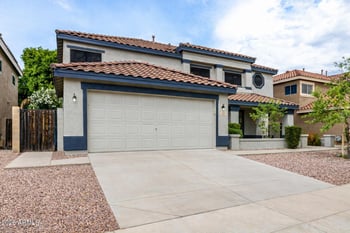3216 Molly Ln, Phoenix, AZ 85083