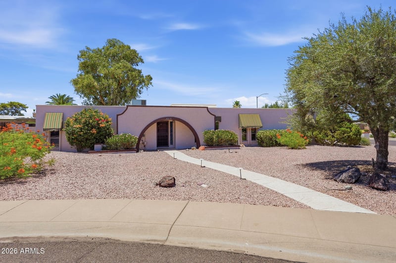 3217 E Malapai Dr, Phoenix, AZ 85028