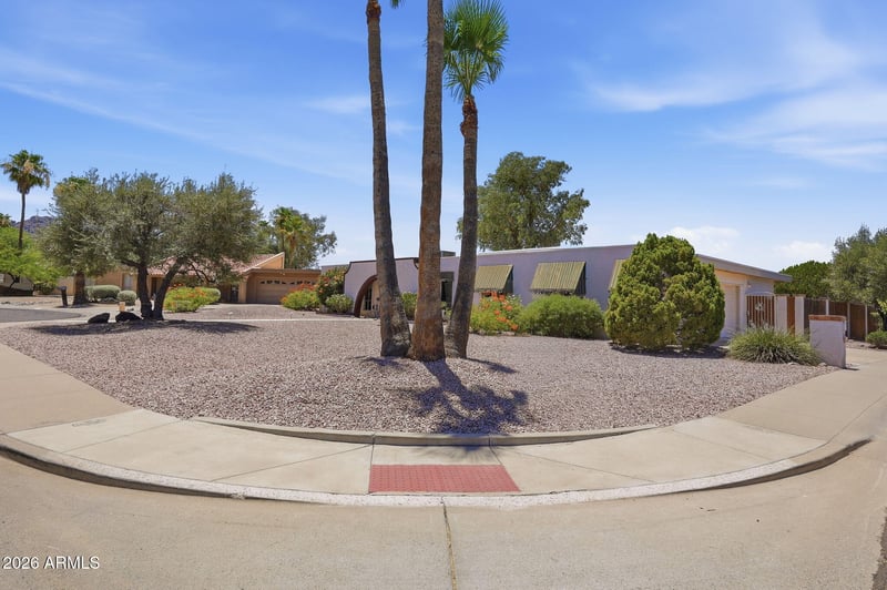 3217 E Malapai Dr, Phoenix, AZ 85028