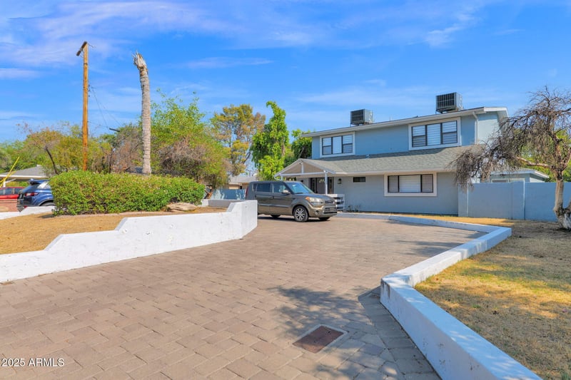 3217 Flower St, Phoenix, AZ 85018
