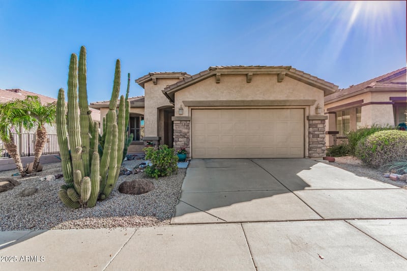 32177 Echo Canyon Rd, San Tan Valley, AZ 85143