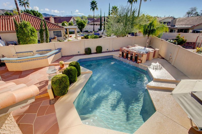 3218 N Reynolds Cir, Mesa, AZ 85215