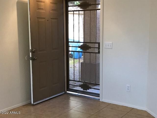 3218 W Abraham Ln, Phoenix, AZ 85027