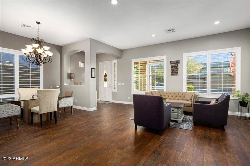 3218 W Donatello Dr, Phoenix, AZ 85086
