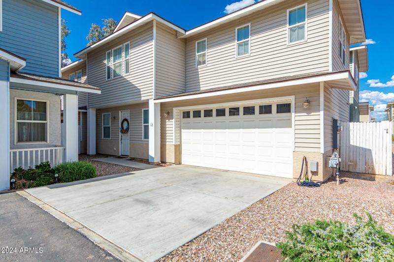 3218 W Glendale Ave #12, Phoenix, AZ 85051