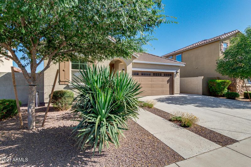 3219 E Regina St, Mesa, AZ 85213