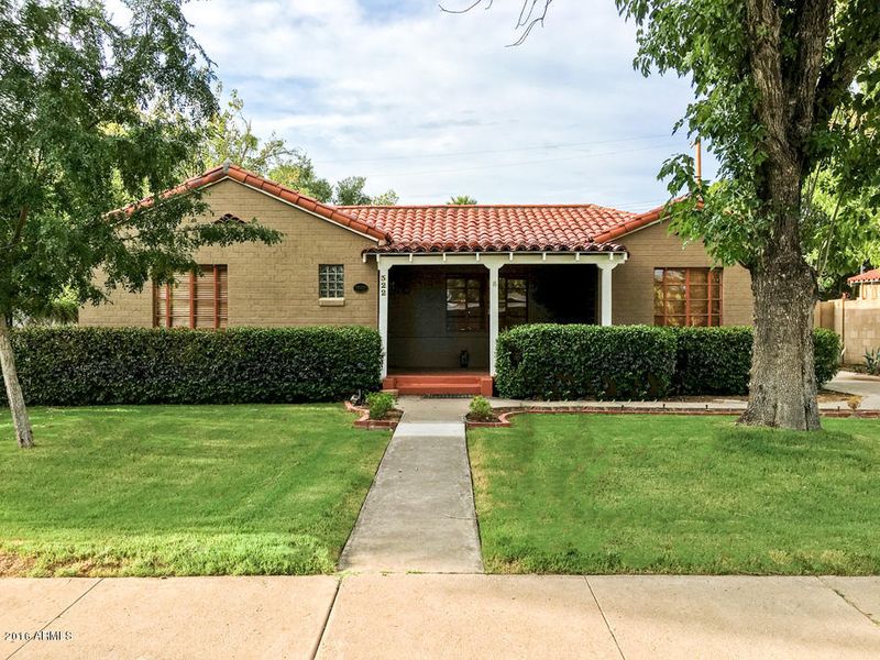 322 E Medlock Dr, Phoenix, AZ 85012