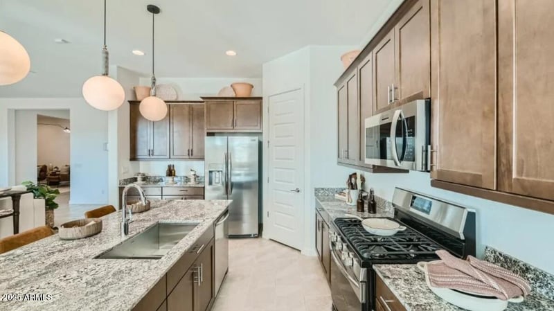 3220 Craftsman Ln, San Tan Valley, AZ 85140