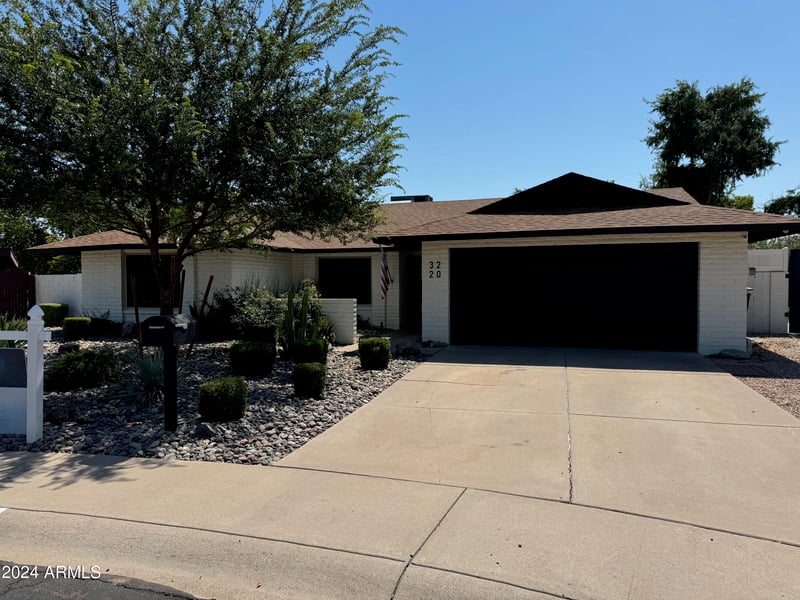 3220 W Cinnabar Ave, Phoenix, AZ 85051
