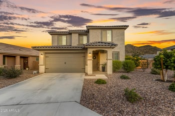 32209 Daylight Dr, San Tan Valley, AZ 85144