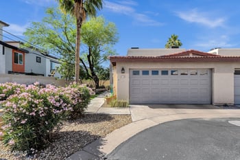 3221 37th St #10, Phoenix, AZ 85018