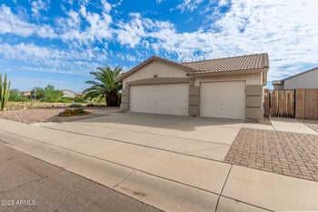 3221 Beaubien Dr, Phoenix, AZ 85027