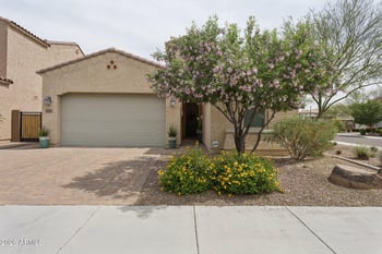 3221 Los Gatos Dr, Phoenix, AZ 85050
