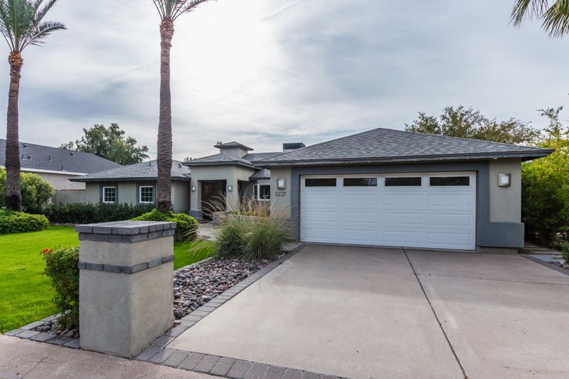 3221 E Oregon Ave, Phoenix, AZ 85018
