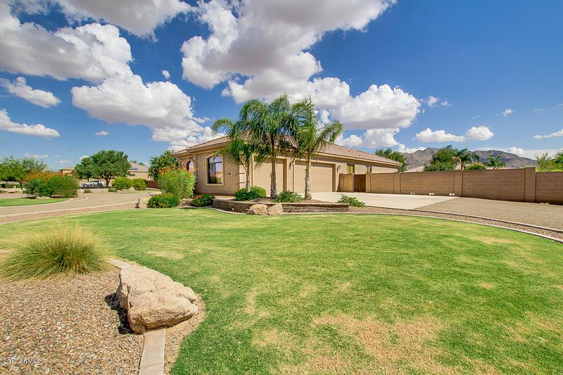 3221 E Regal Dr, Gilbert, AZ 85298