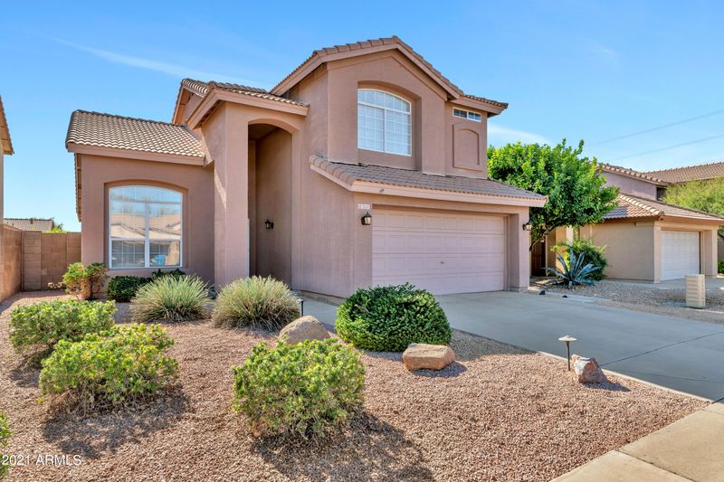 3221 E Tonto Ln, Phoenix, AZ 85050