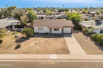 3221 Greenway Rd, Phoenix, AZ 85053