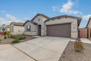 3221 Ranchhand Dr, San Tan Valley, AZ 85140