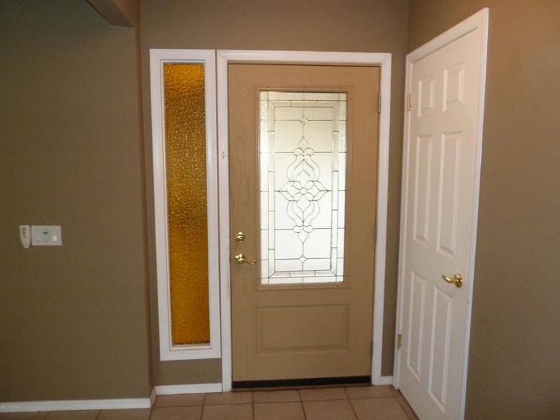 3221 W Le Marche Ave, Phoenix, AZ 85053