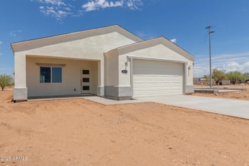 32210 Center St, Wittmann, AZ 85361