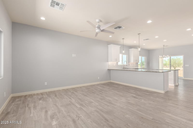 32210 Center St, Wittmann, AZ 85361