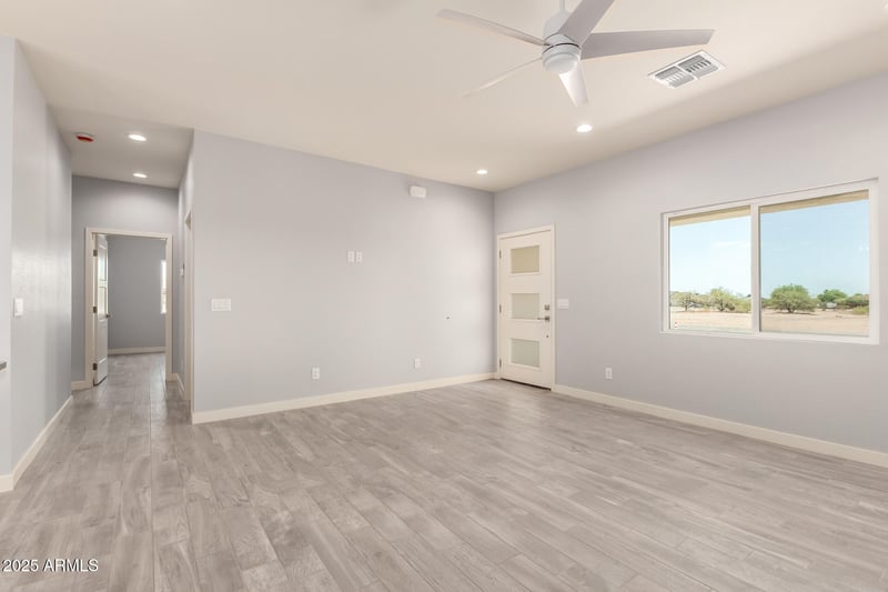 32210 Center St, Wittmann, AZ 85361