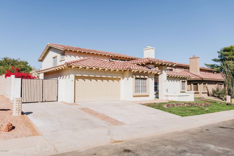 3222 E Rock Wren Rd, Phoenix, AZ 85044