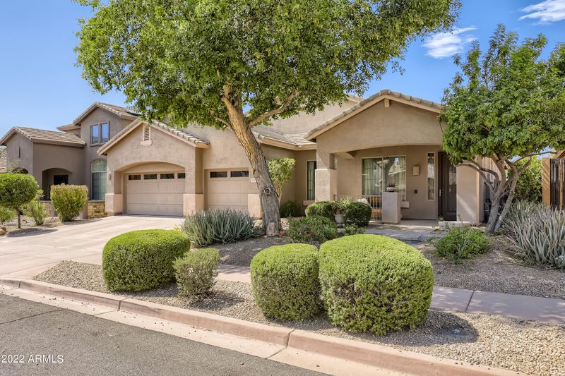 3222 W Donatello Dr, Phoenix, AZ 85086