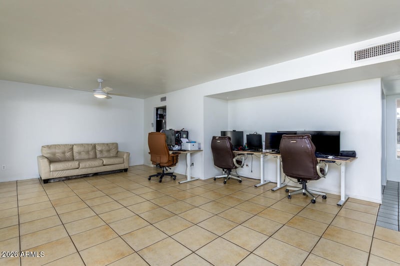 3222 W Hearn Rd, Phoenix, AZ 85053