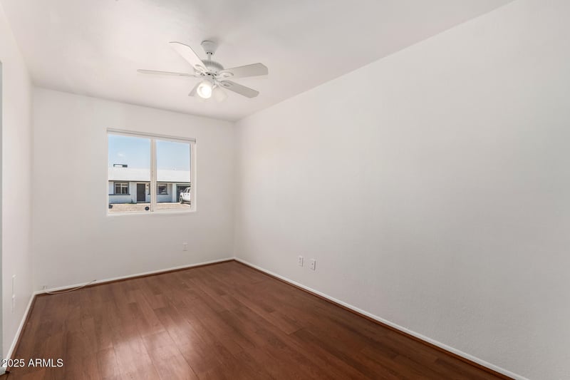 3222 Wagoner Rd, Phoenix, AZ 85053