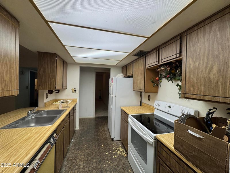 3223 Ironwood Dr, Phoenix, AZ 85051