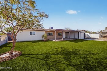 32234 N Center St, Wittmann, AZ 85361
